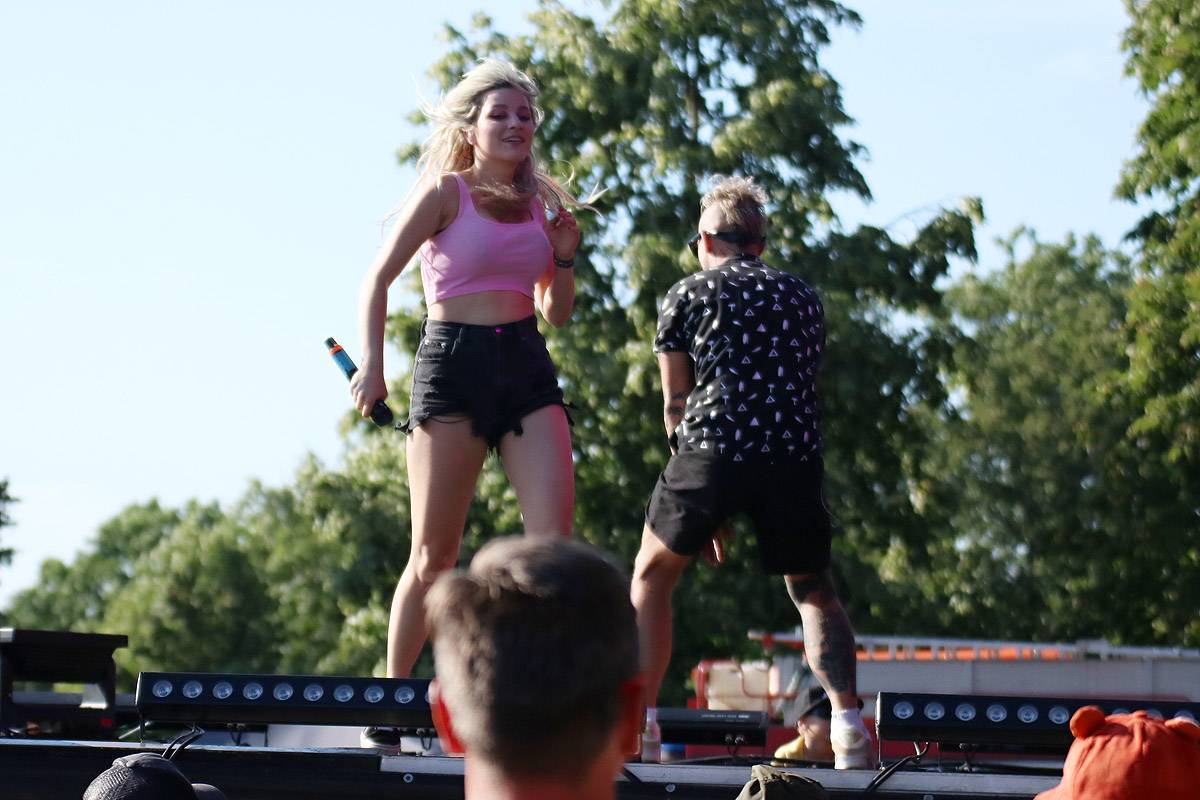 Na Veveří řádili No Name, Dymytry, Wanastowi Vjecy i ohniví Kabáti