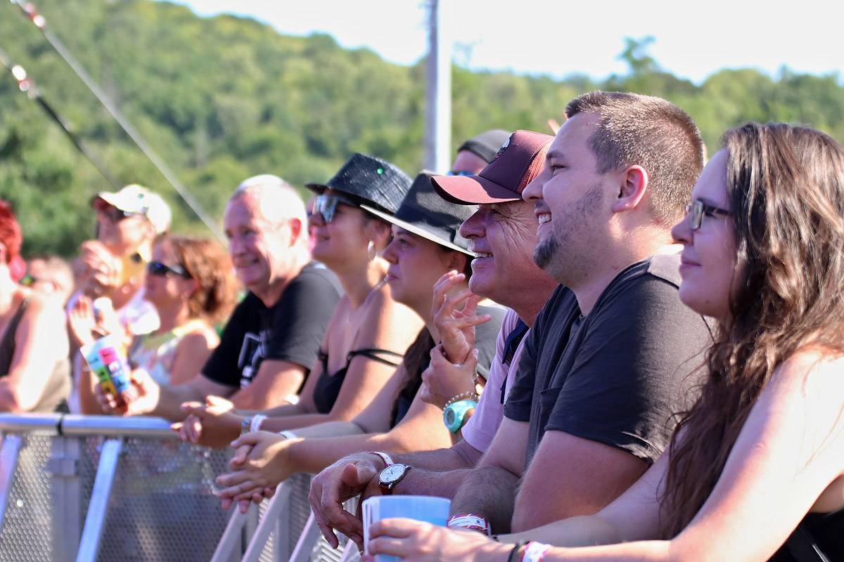 Na Veveří řádili No Name, Dymytry, Wanastowi Vjecy i ohniví Kabáti