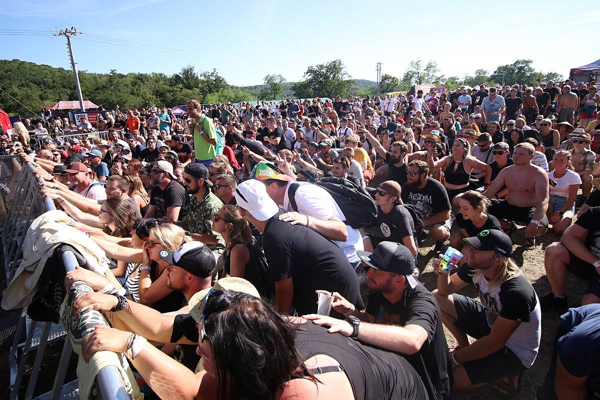 Na Veveří řádili No Name, Dymytry, Wanastowi Vjecy i ohniví Kabáti