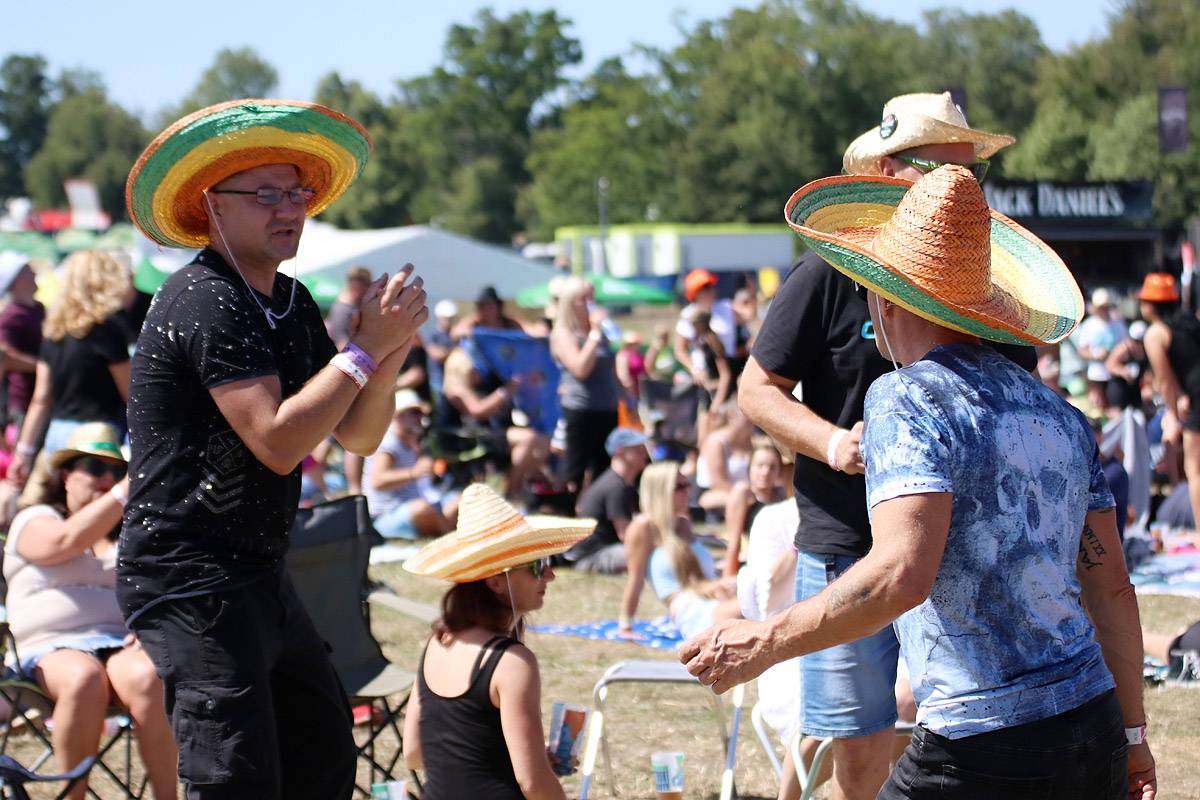 Na Veveří řádili No Name, Dymytry, Wanastowi Vjecy i ohniví Kabáti