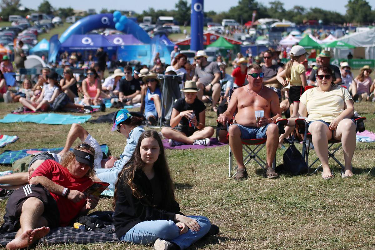 Na Veveří řádili No Name, Dymytry, Wanastowi Vjecy i ohniví Kabáti