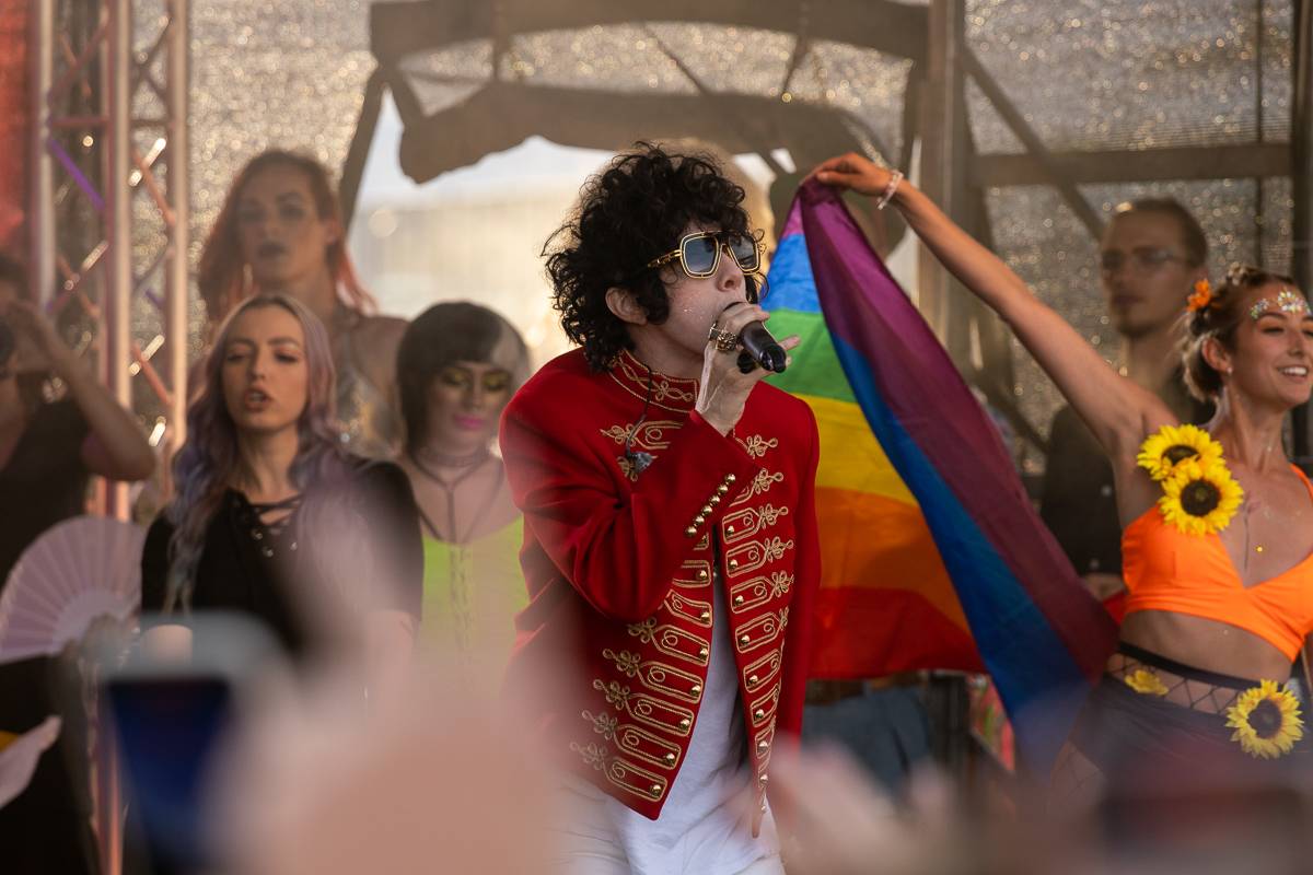 Prague Pride vévodila LP, na Letnou si odskočila z natáčení videoklipu