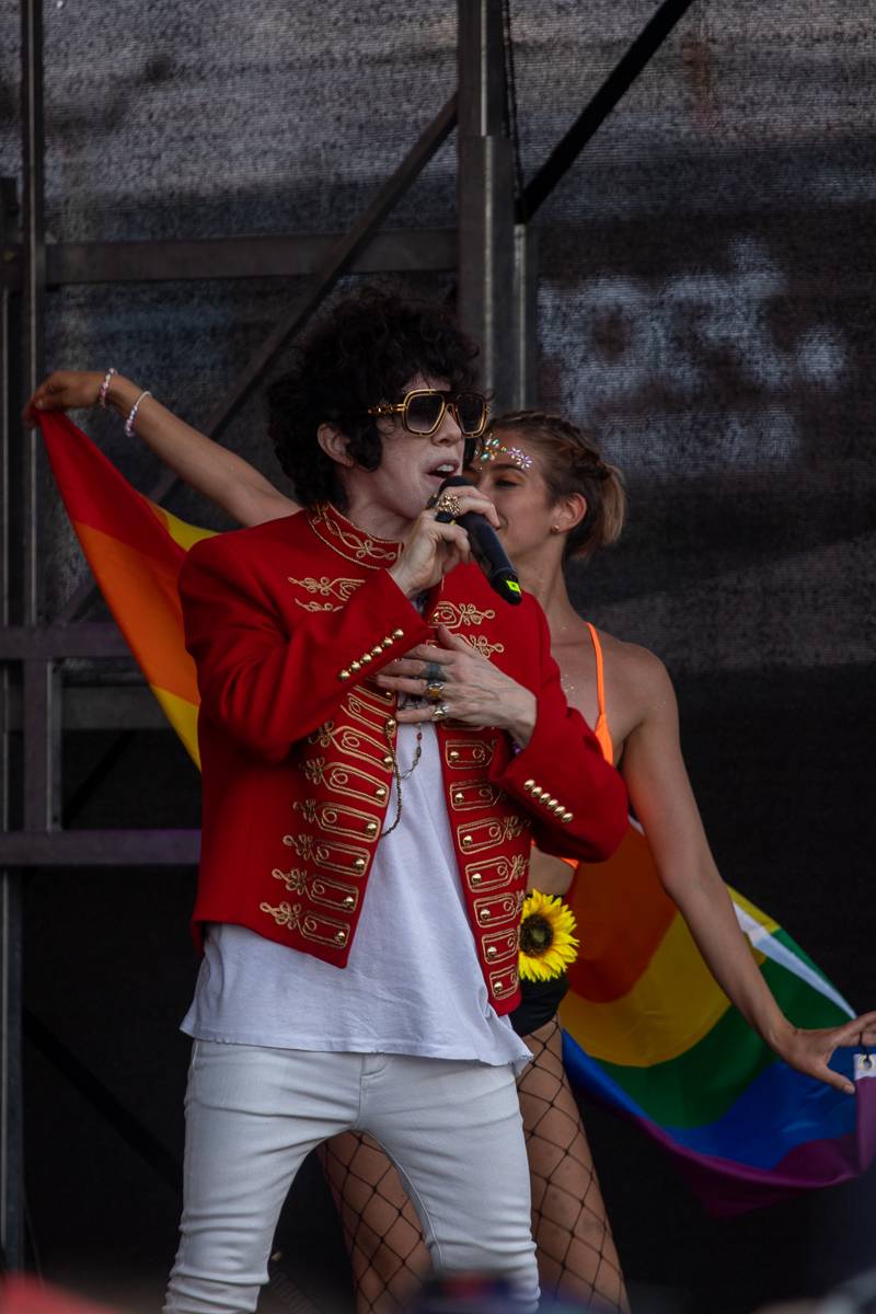 Prague Pride vévodila LP, na Letnou si odskočila z natáčení videoklipu