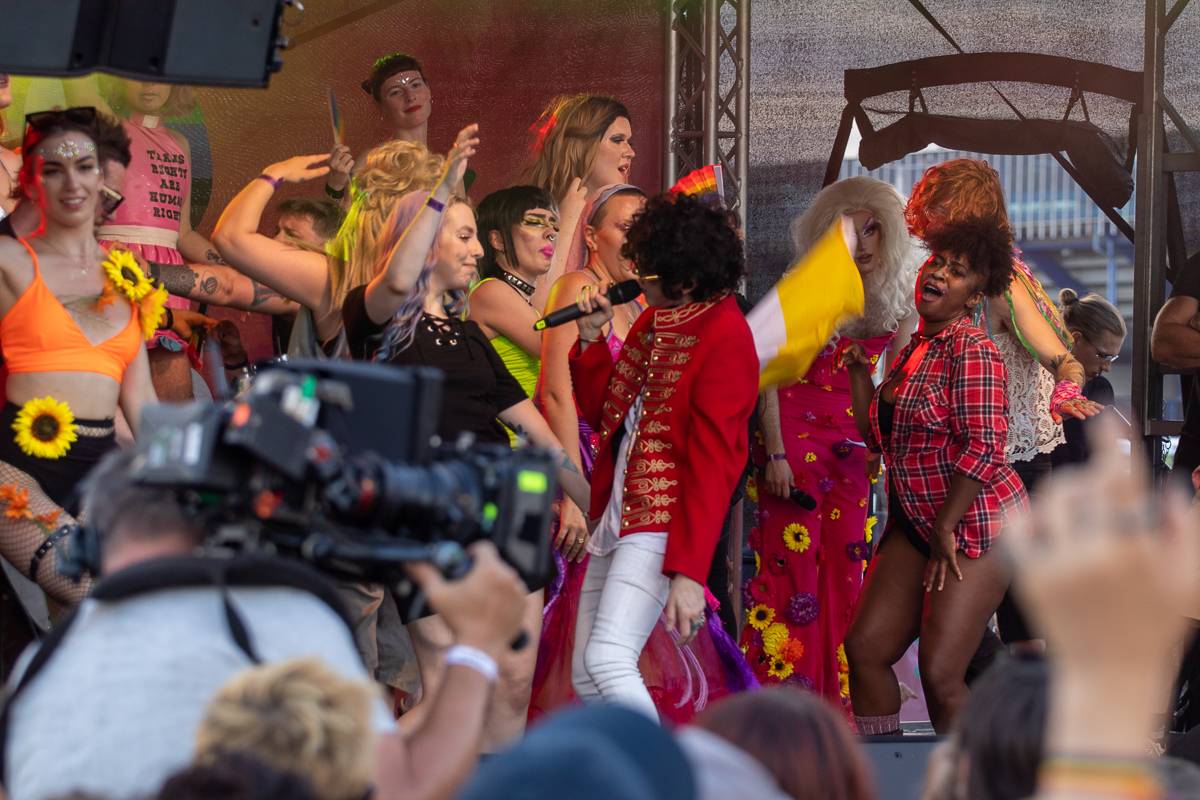 Prague Pride vévodila LP, na Letnou si odskočila z natáčení videoklipu