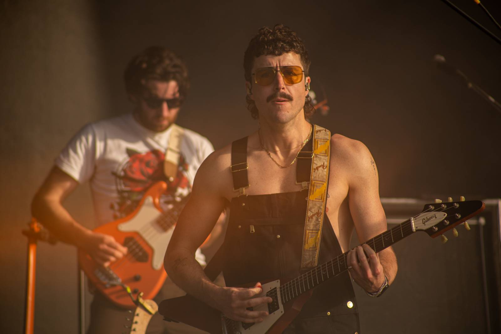 Třpytivý Grape Festival přivítal M83, Annet X i Paulieho Garanda se Zeou