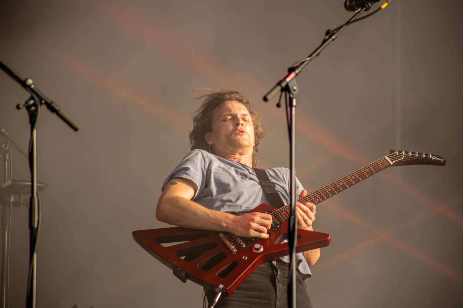 Třpytivý Grape Festival přivítal M83, Annet X i Paulieho Garanda se Zeou