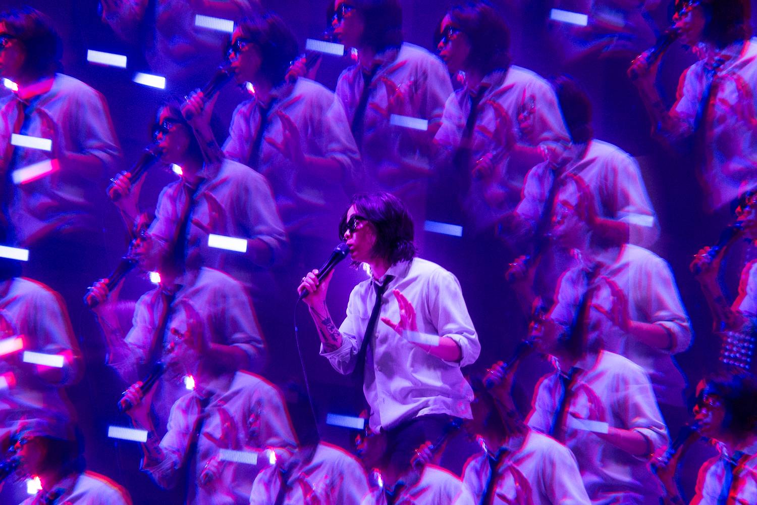 Macklemore obdivoval na Szigetu krásné ženy, zpěvačka Amyl and the Sniffers plivala na pódiu a Lorde zklamala