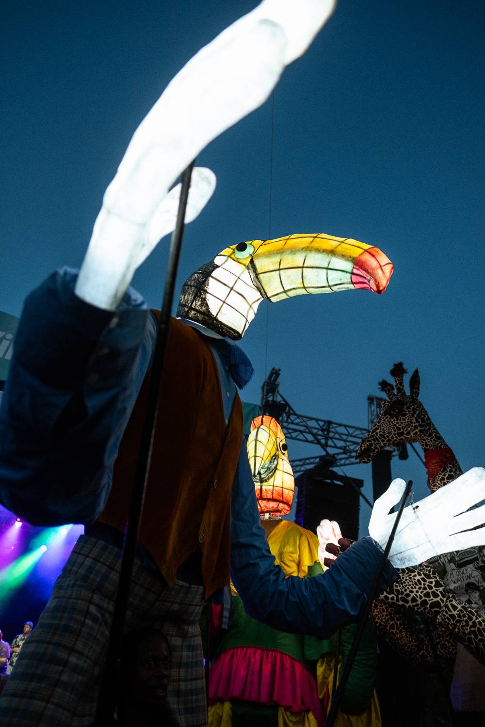 Macklemore obdivoval na Szigetu krásné ženy, zpěvačka Amyl and the Sniffers plivala na pódiu a Lorde zklamala