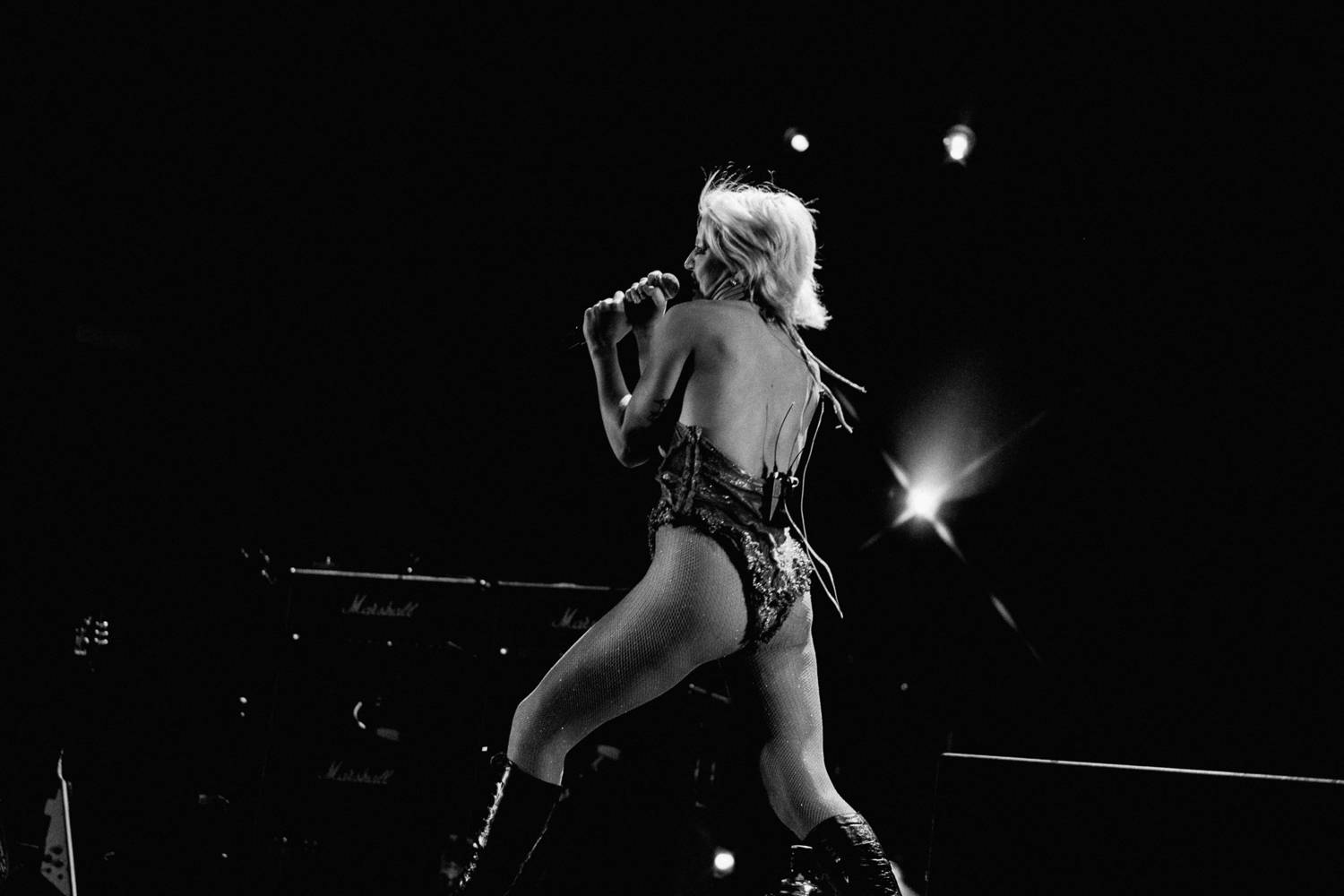 Macklemore obdivoval na Szigetu krásné ženy, zpěvačka Amyl and the Sniffers plivala na pódiu a Lorde zklamala