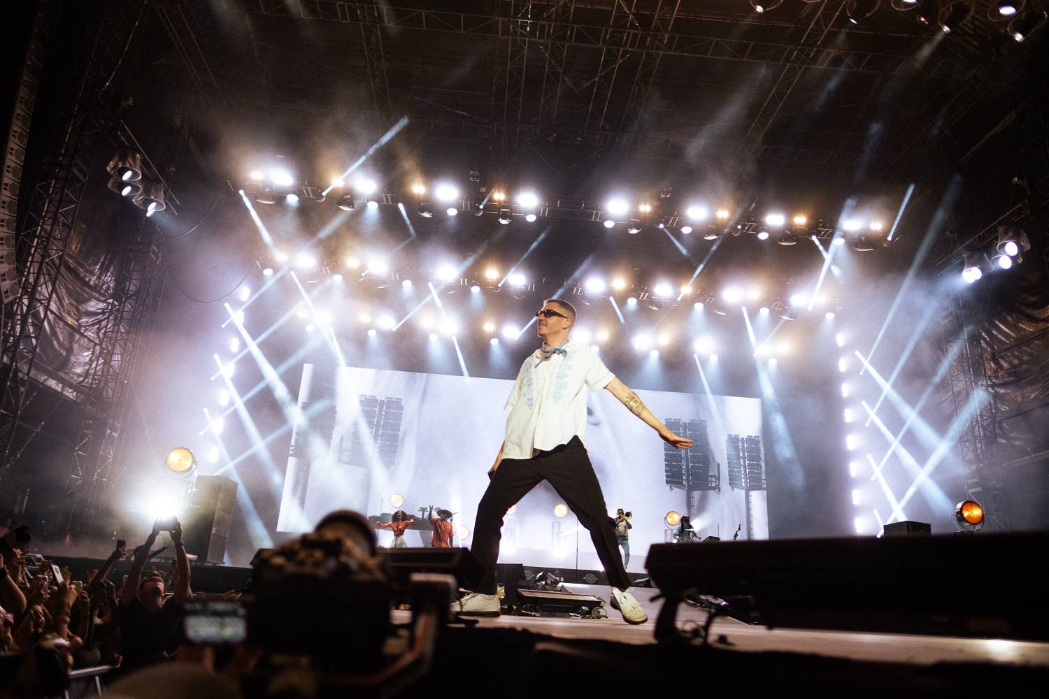 Macklemore obdivoval na Szigetu krásné ženy, zpěvačka Amyl and the Sniffers plivala na pódiu a Lorde zklamala