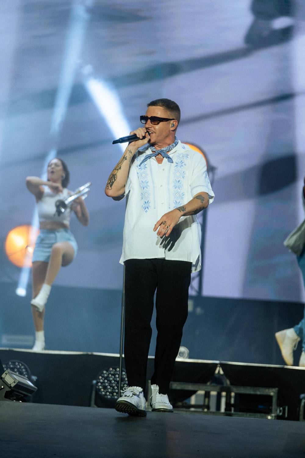 Macklemore obdivoval na Szigetu krásné ženy, zpěvačka Amyl and the Sniffers plivala na pódiu a Lorde zklamala