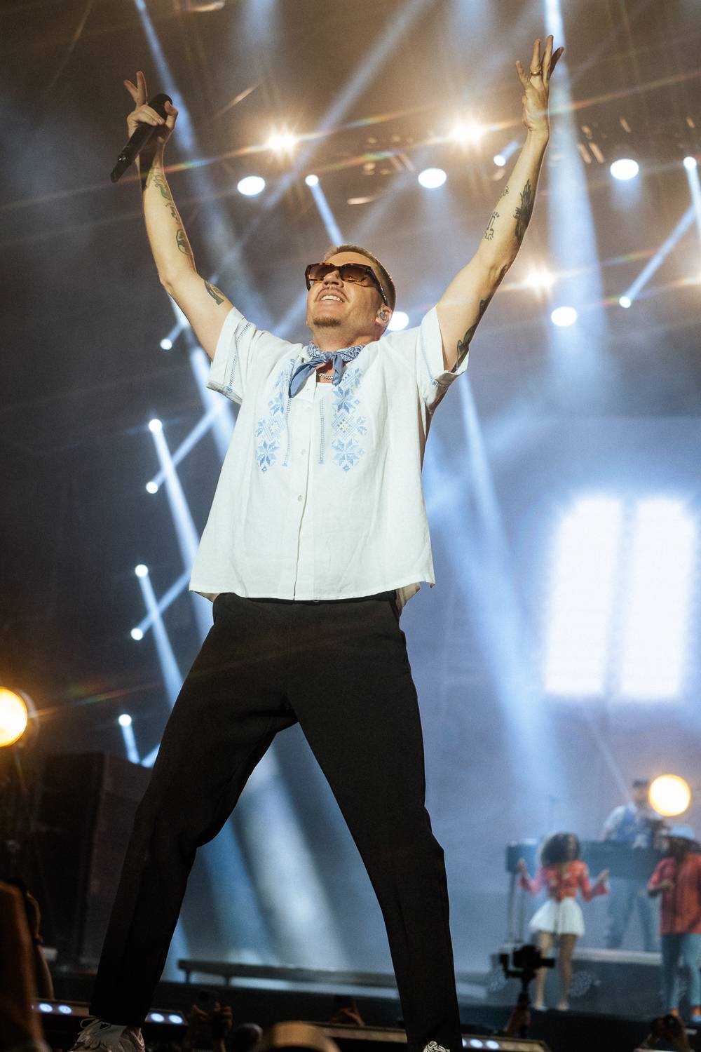 Macklemore obdivoval na Szigetu krásné ženy, zpěvačka Amyl and the Sniffers plivala na pódiu a Lorde zklamala