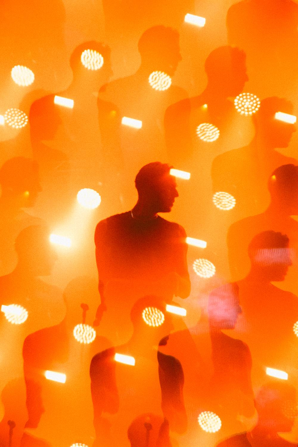 Macklemore obdivoval na Szigetu krásné ženy, zpěvačka Amyl and the Sniffers plivala na pódiu a Lorde zklamala