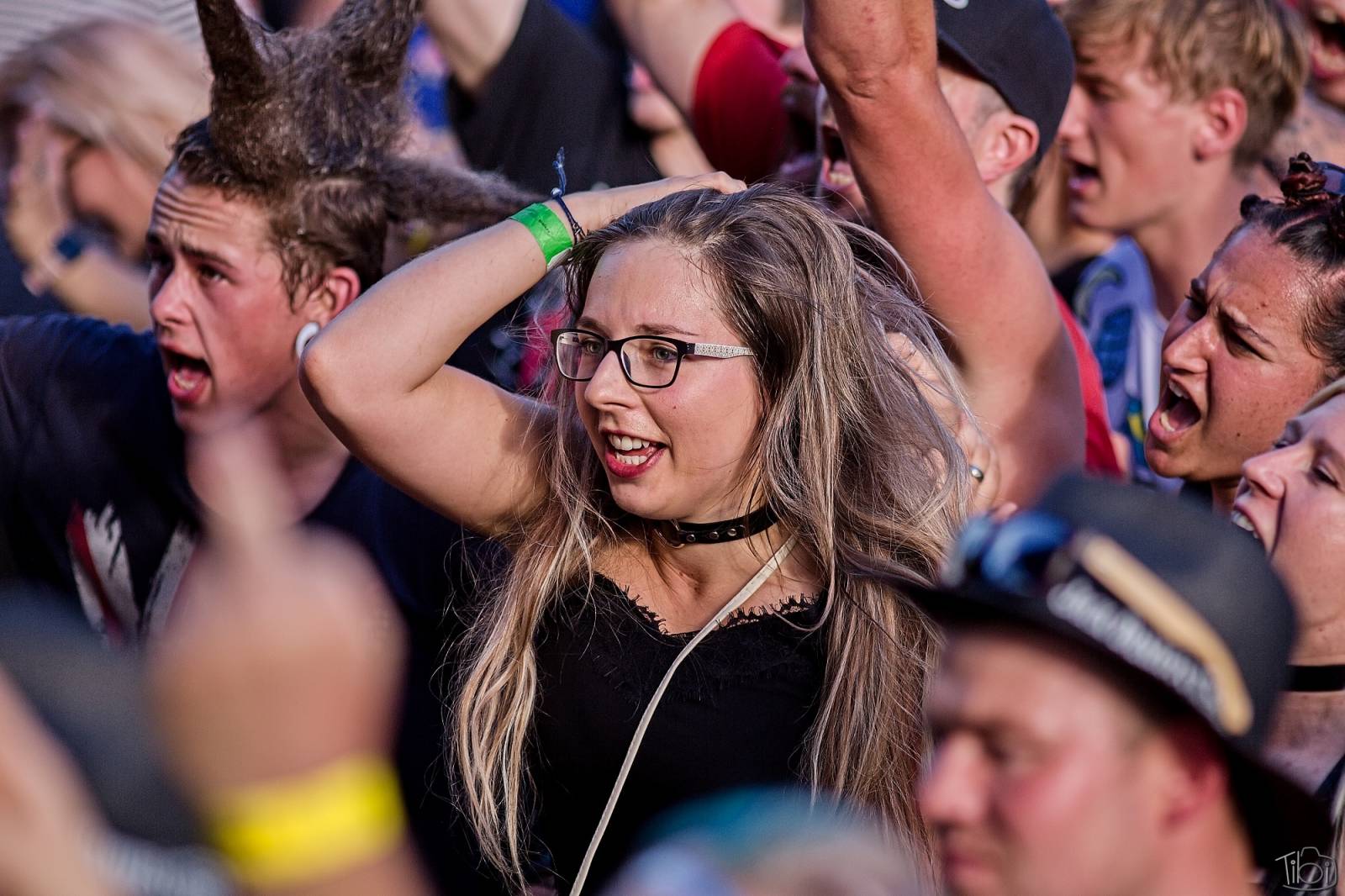 Pod skokanskými můstky v Harrachově se zpívalo. Keltská noc přivezla Tři sestry, Totální nasazení i E!E