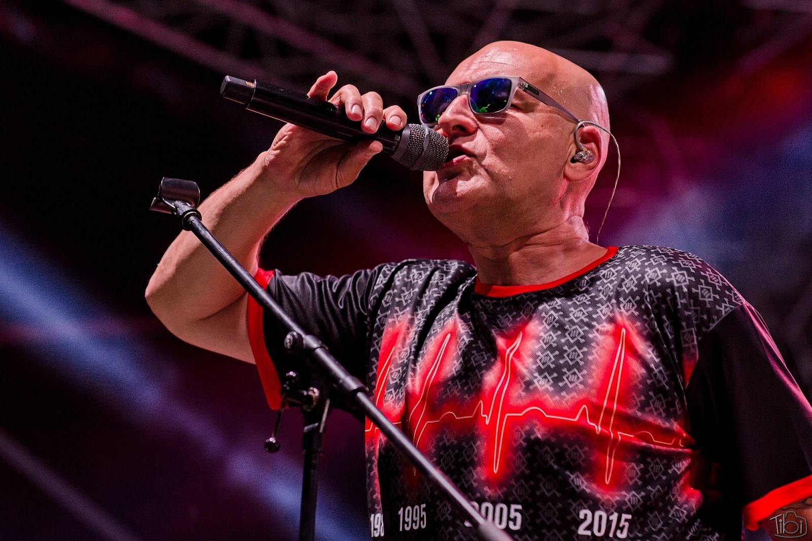 Pod skokanskými můstky v Harrachově se zpívalo. Keltská noc přivezla Tři sestry, Totální nasazení i E!E