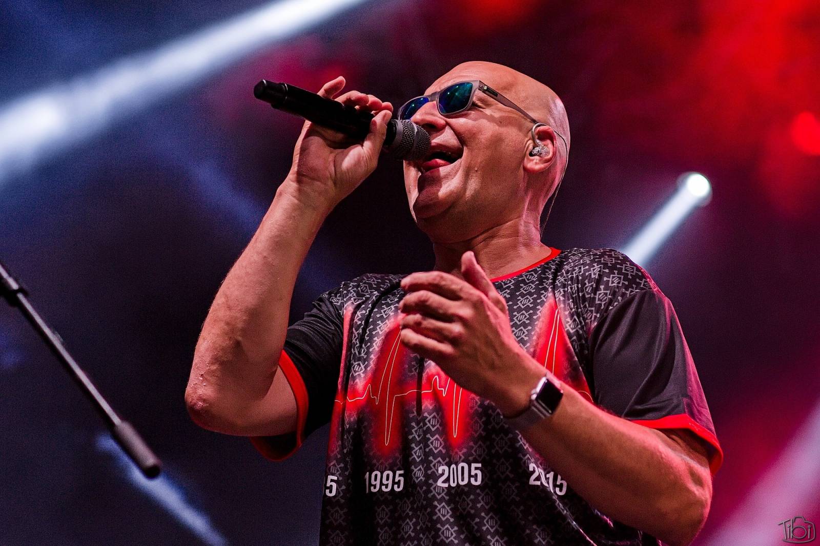 Pod skokanskými můstky v Harrachově se zpívalo. Keltská noc přivezla Tři sestry, Totální nasazení i E!E