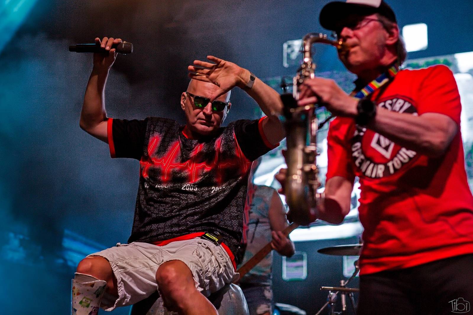 Pod skokanskými můstky v Harrachově se zpívalo. Keltská noc přivezla Tři sestry, Totální nasazení i E!E