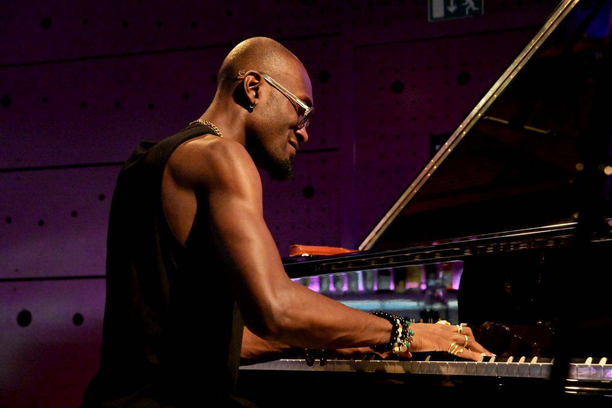 Saxofonista Isaiah Collier zavítal do pražského Jazz Docku