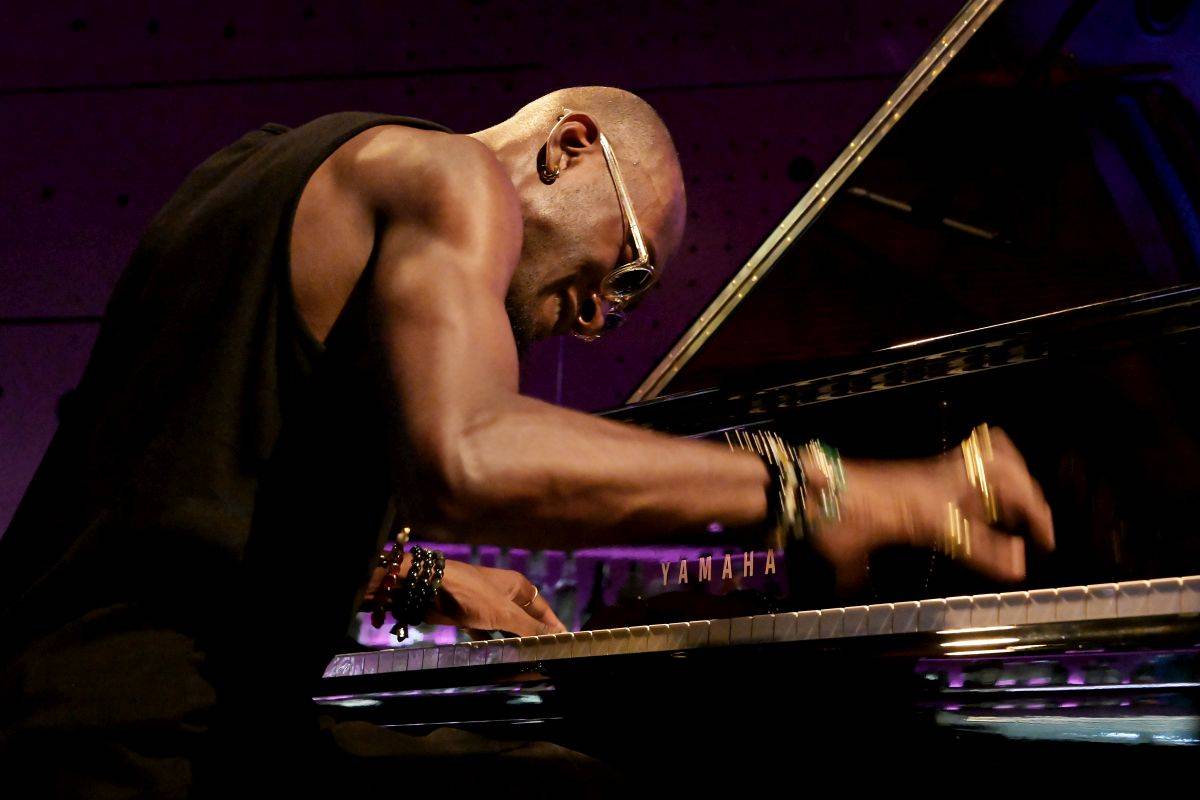 Saxofonista Isaiah Collier zavítal do pražského Jazz Docku