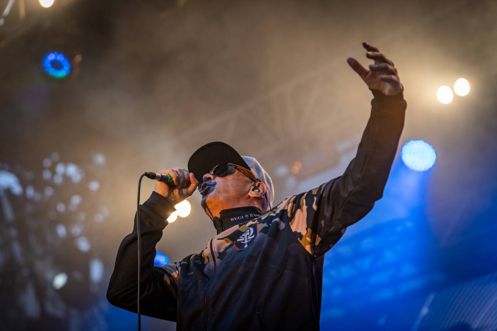 J.A.R.ům křtily v Ledárnách desku jejich děti