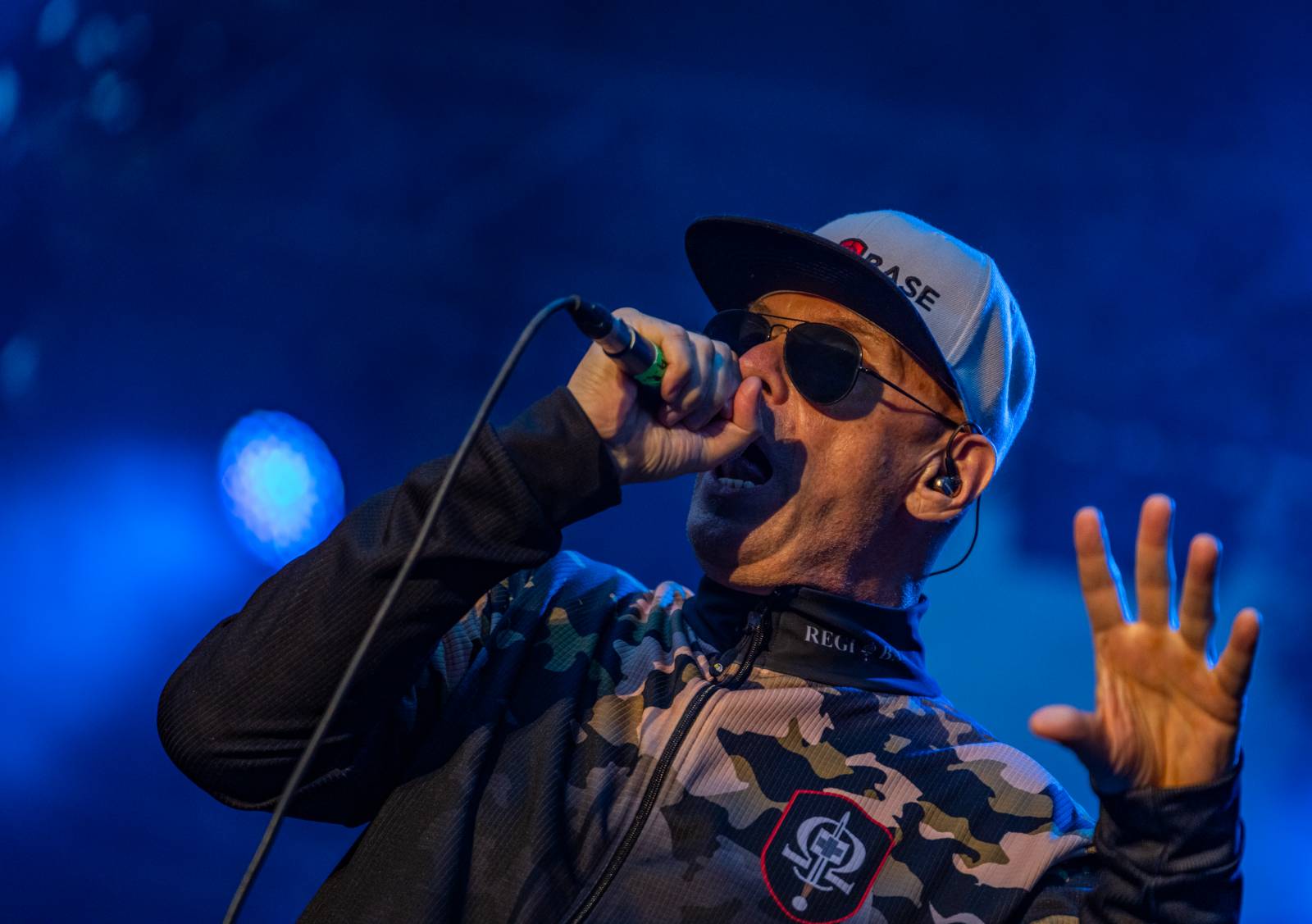 J.A.R.ům křtily v Ledárnách desku jejich děti