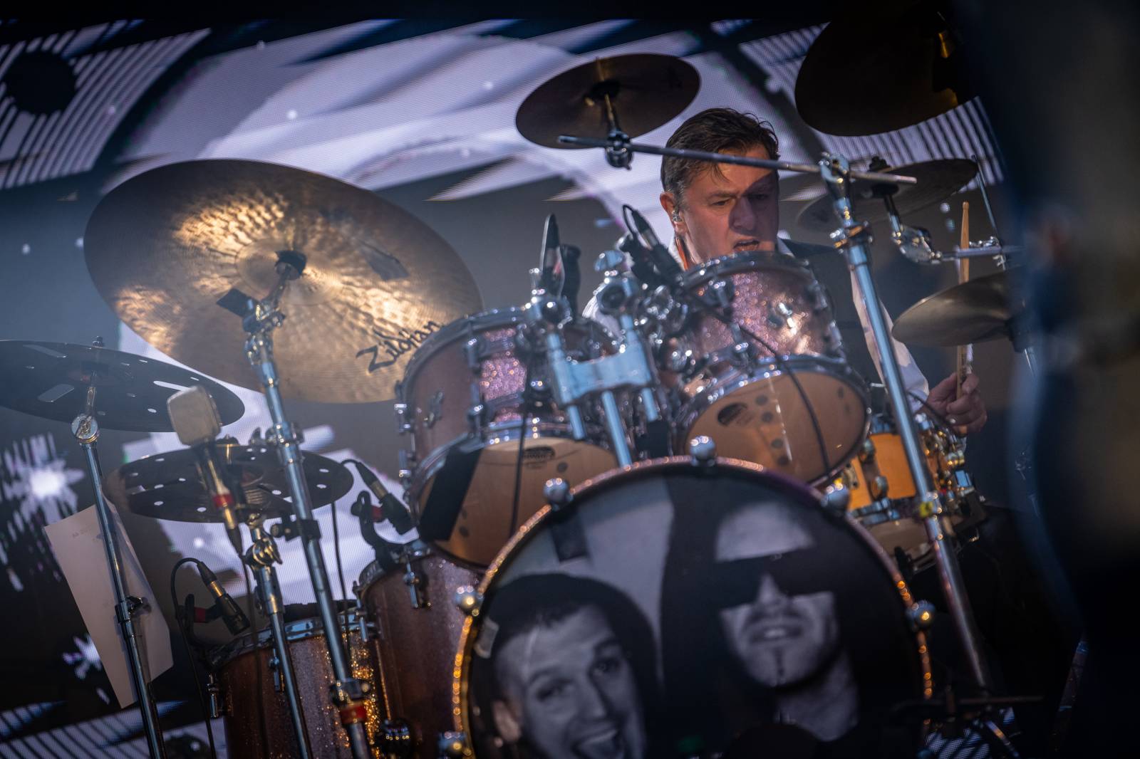 J.A.R.ům křtily v Ledárnách desku jejich děti