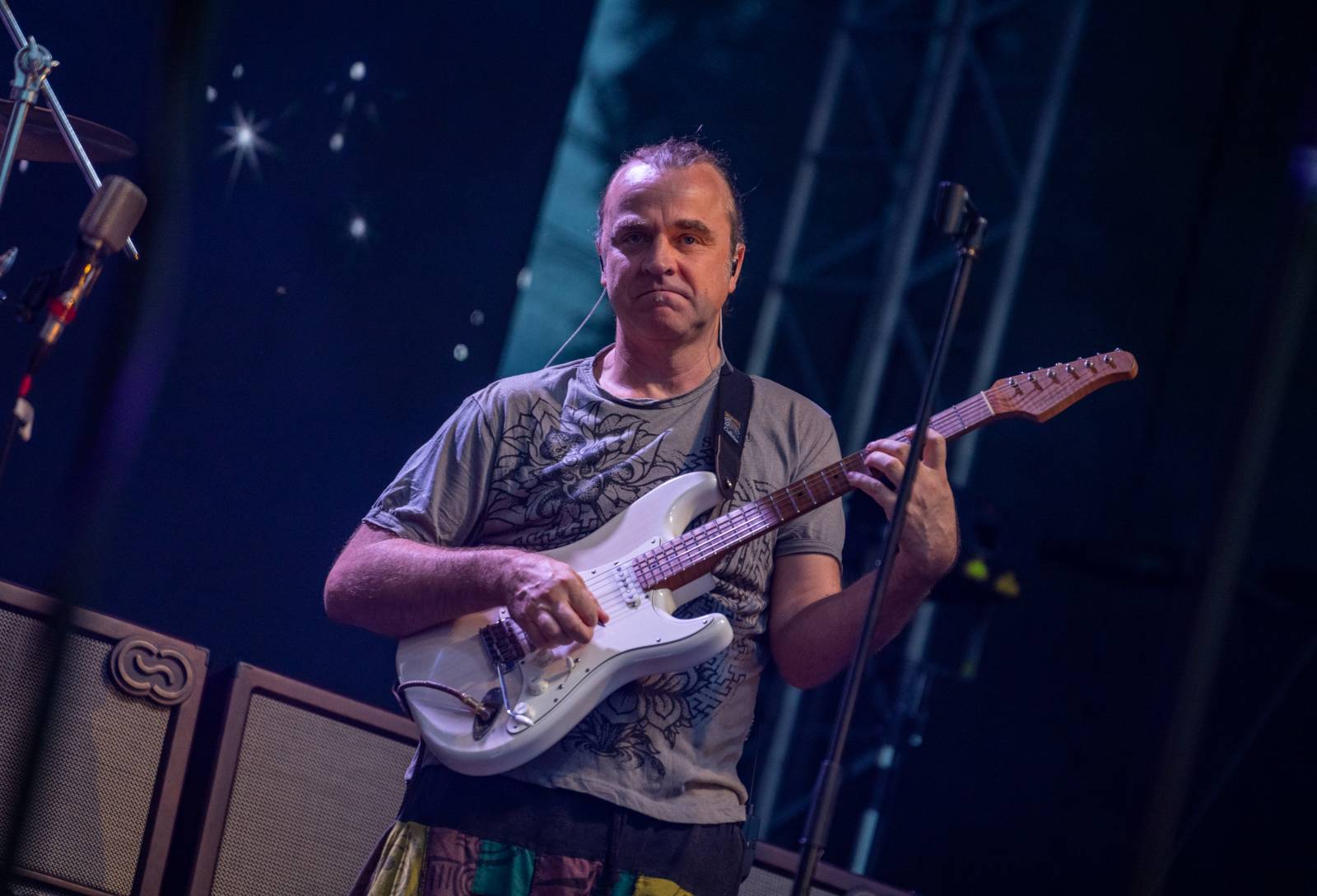 J.A.R.ům křtily v Ledárnách desku jejich děti