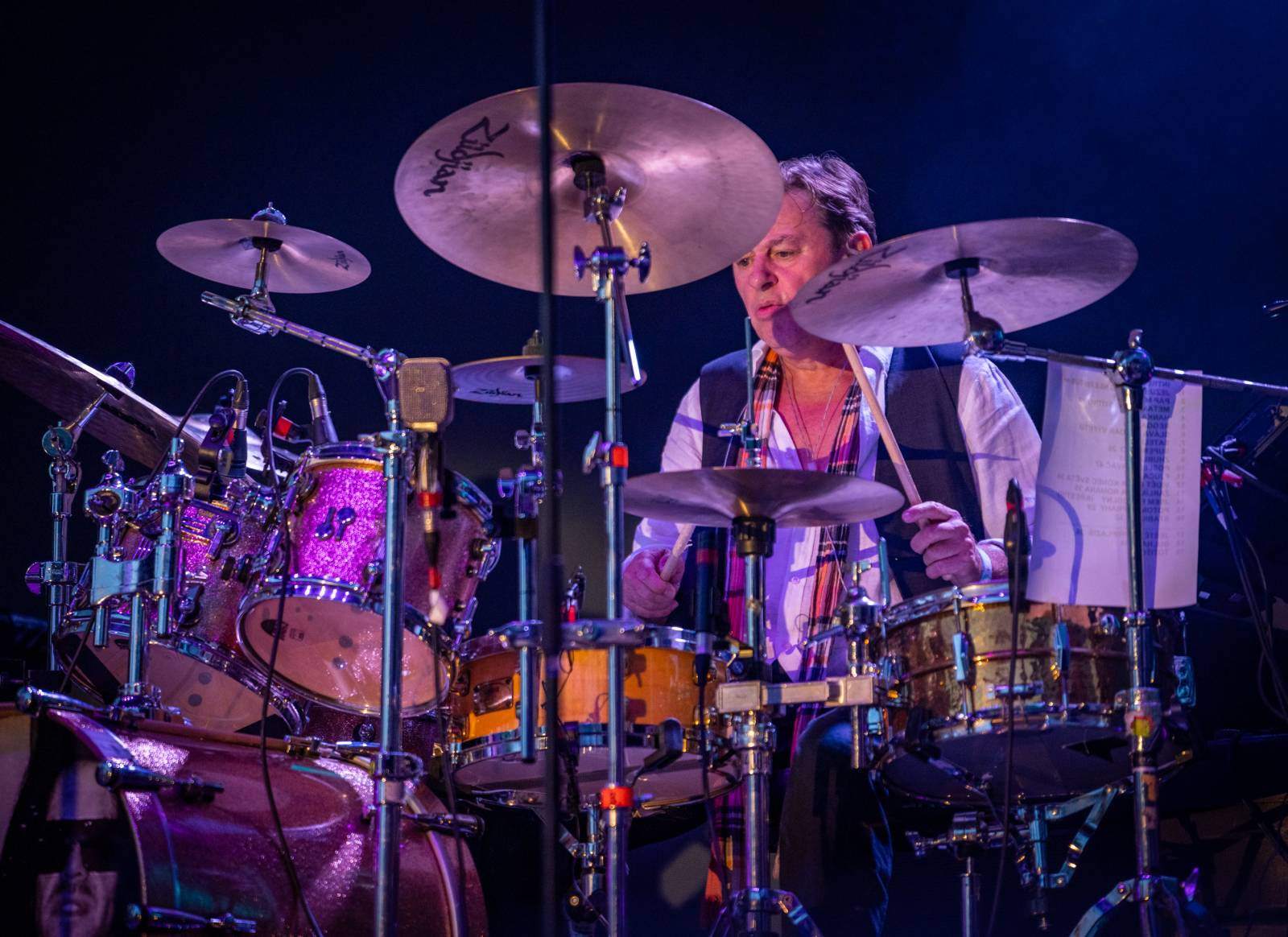 J.A.R.ům křtily v Ledárnách desku jejich děti