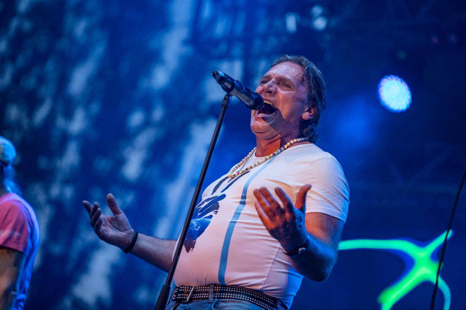 J.A.R.ům křtily v Ledárnách desku jejich děti