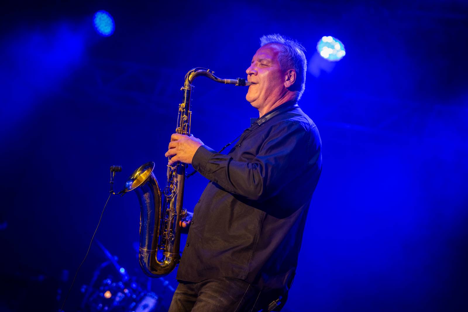 J.A.R.ům křtily v Ledárnách desku jejich děti