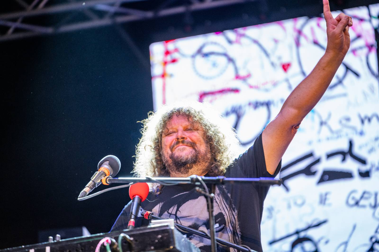 J.A.R.ům křtily v Ledárnách desku jejich děti