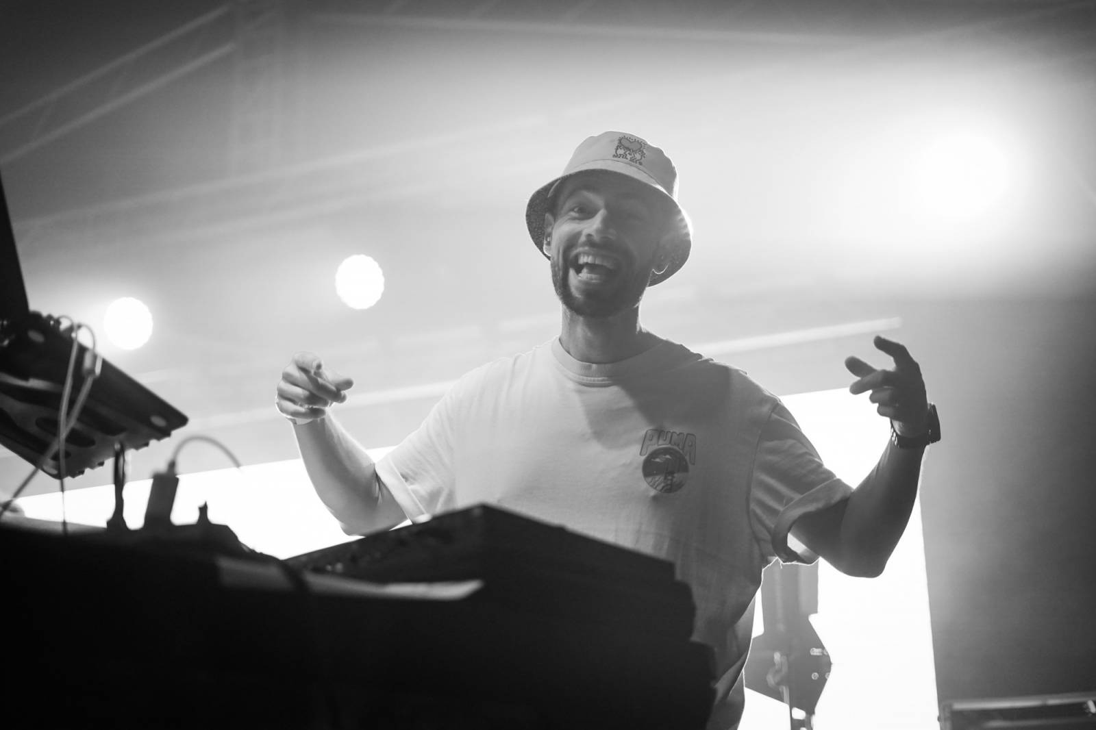 Kulturní léto v Karlových Varech vrcholí, Ben Cristovao rozjel show plnou energie