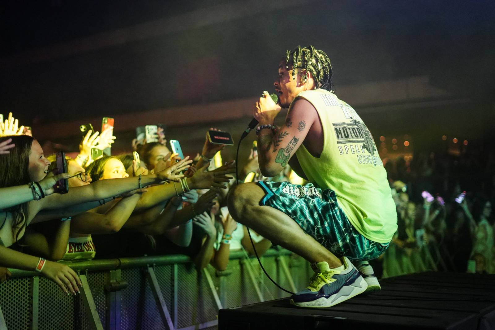 Kulturní léto v Karlových Varech vrcholí, Ben Cristovao rozjel show plnou energie