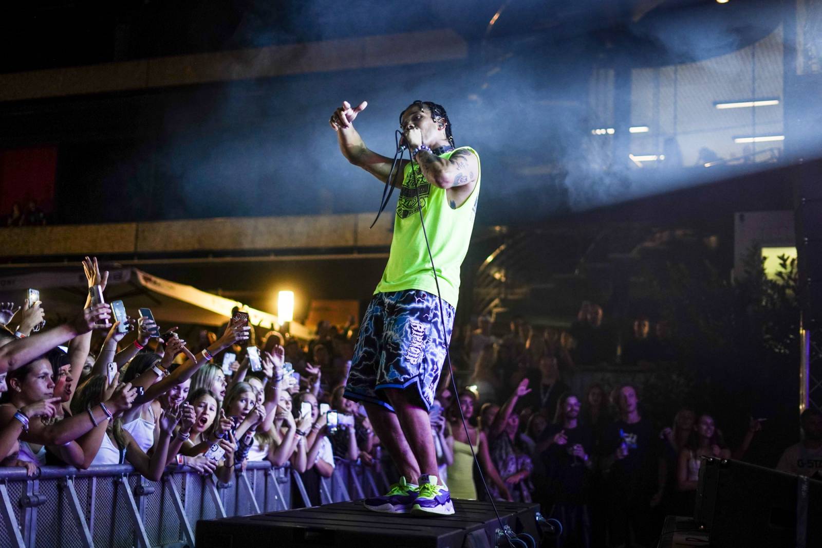 Kulturní léto v Karlových Varech vrcholí, Ben Cristovao rozjel show plnou energie