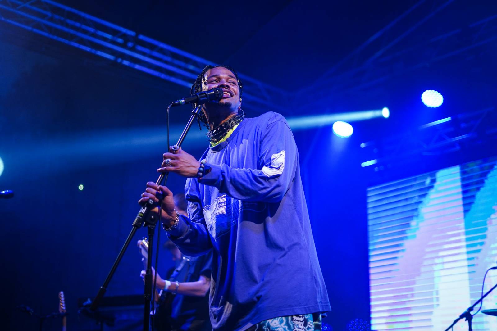 Kulturní léto v Karlových Varech vrcholí, Ben Cristovao rozjel show plnou energie