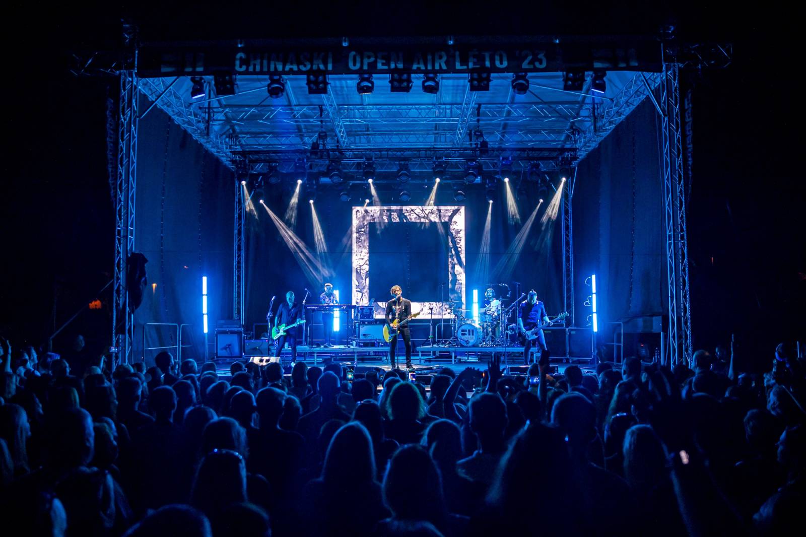 Chinaski v Kutné Hoře neplýtvali slovy, předskakovala jim Martyho Banda