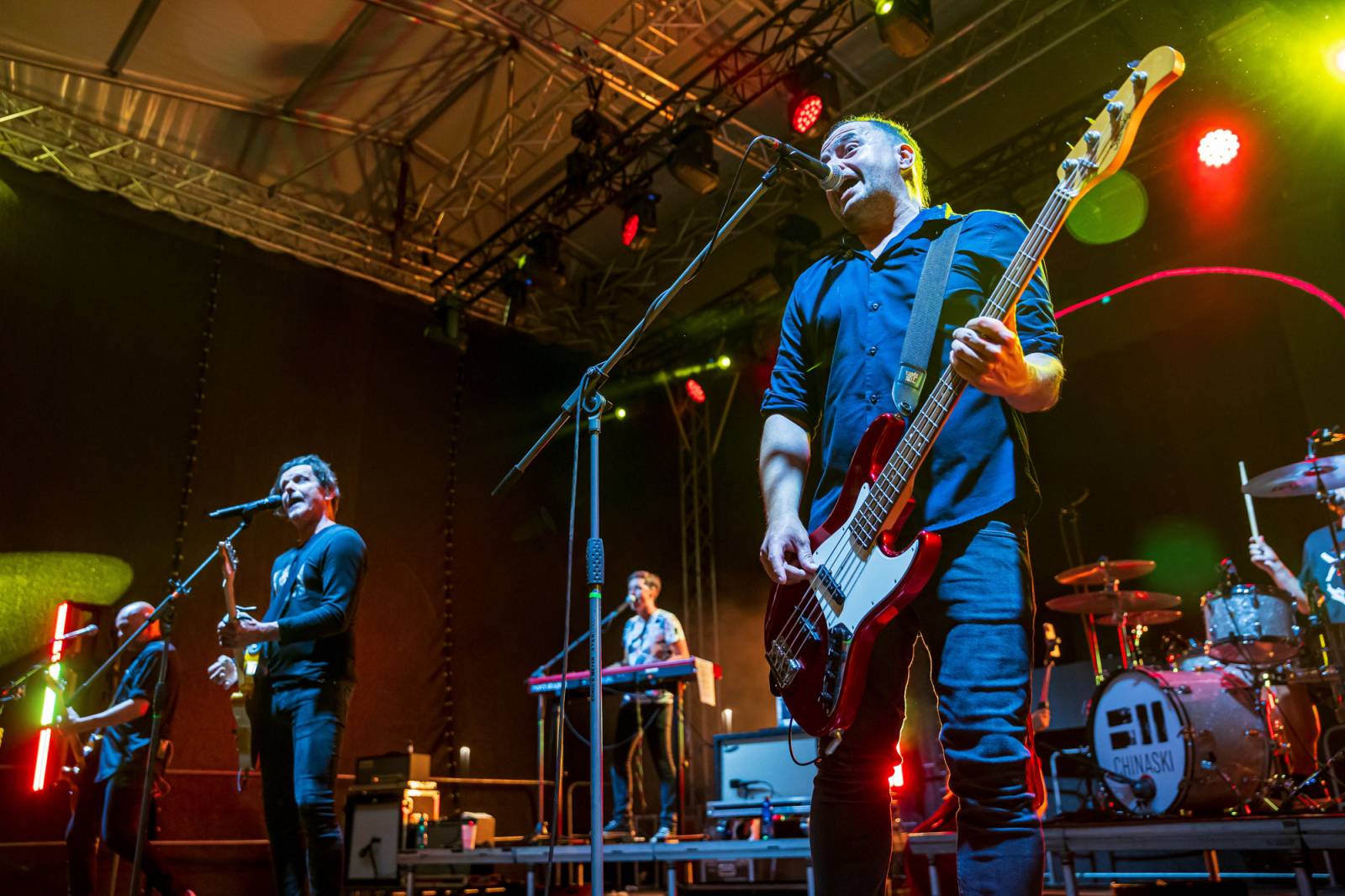 Chinaski v Kutné Hoře neplýtvali slovy, předskakovala jim Martyho Banda