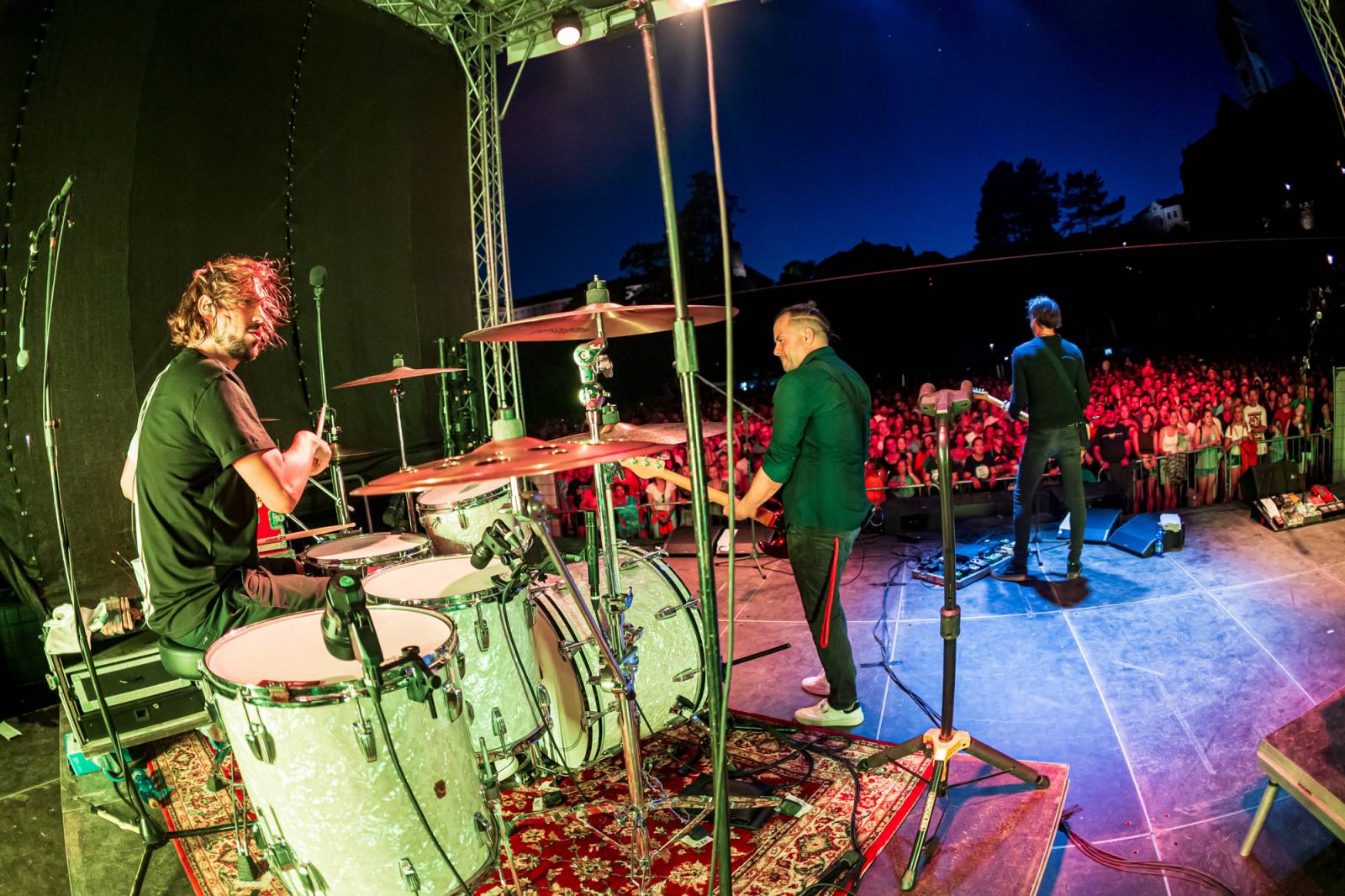 Chinaski v Kutné Hoře neplýtvali slovy, předskakovala jim Martyho Banda