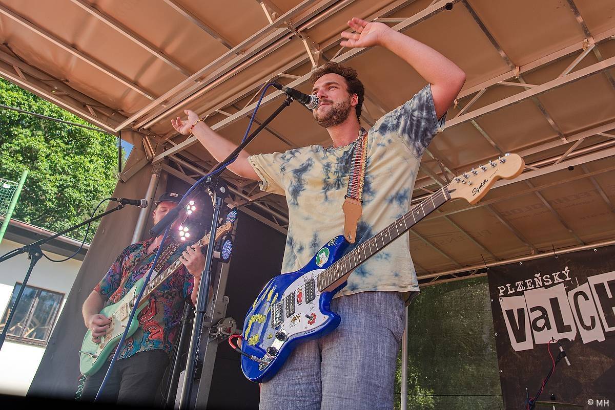 Plzeň bavil Valcha Fest, rockerům hráli Absolutní Neklid, Metalíza i Propast