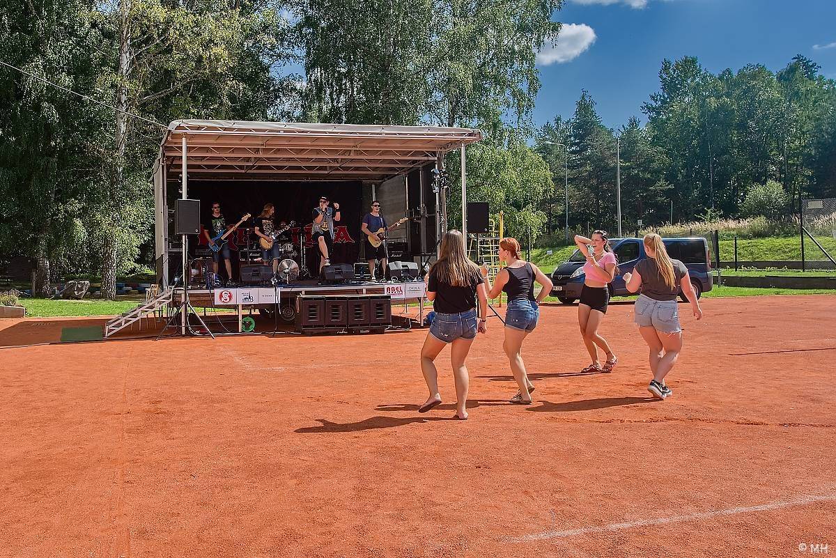 Plzeň bavil Valcha Fest, rockerům hráli Absolutní Neklid, Metalíza i Propast