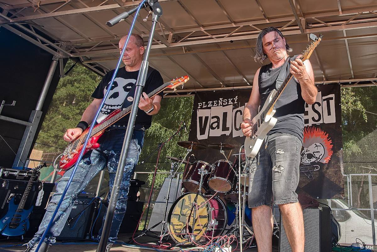 Plzeň bavil Valcha Fest, rockerům hráli Absolutní Neklid, Metalíza i Propast
