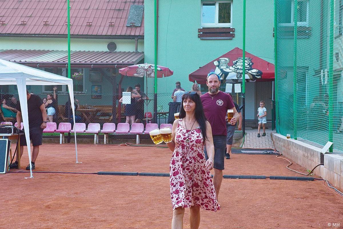 Plzeň bavil Valcha Fest, rockerům hráli Absolutní Neklid, Metalíza i Propast