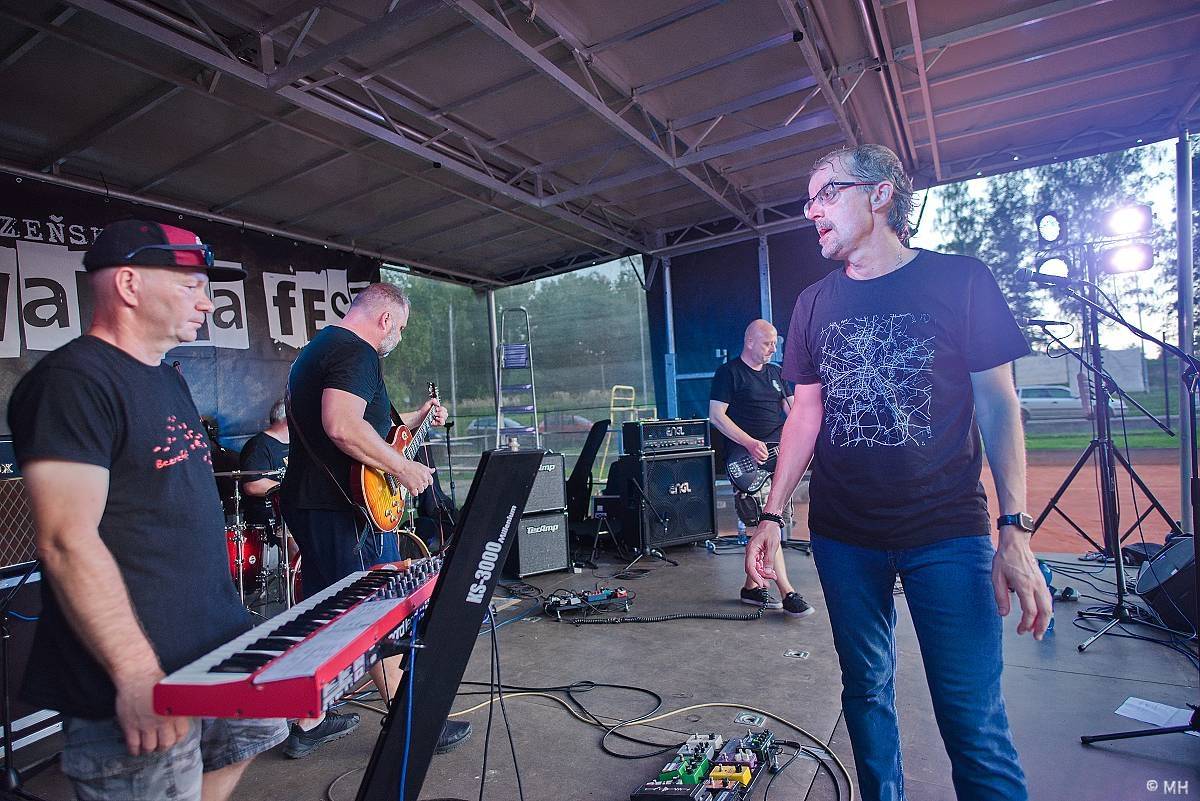 Plzeň bavil Valcha Fest, rockerům hráli Absolutní Neklid, Metalíza i Propast