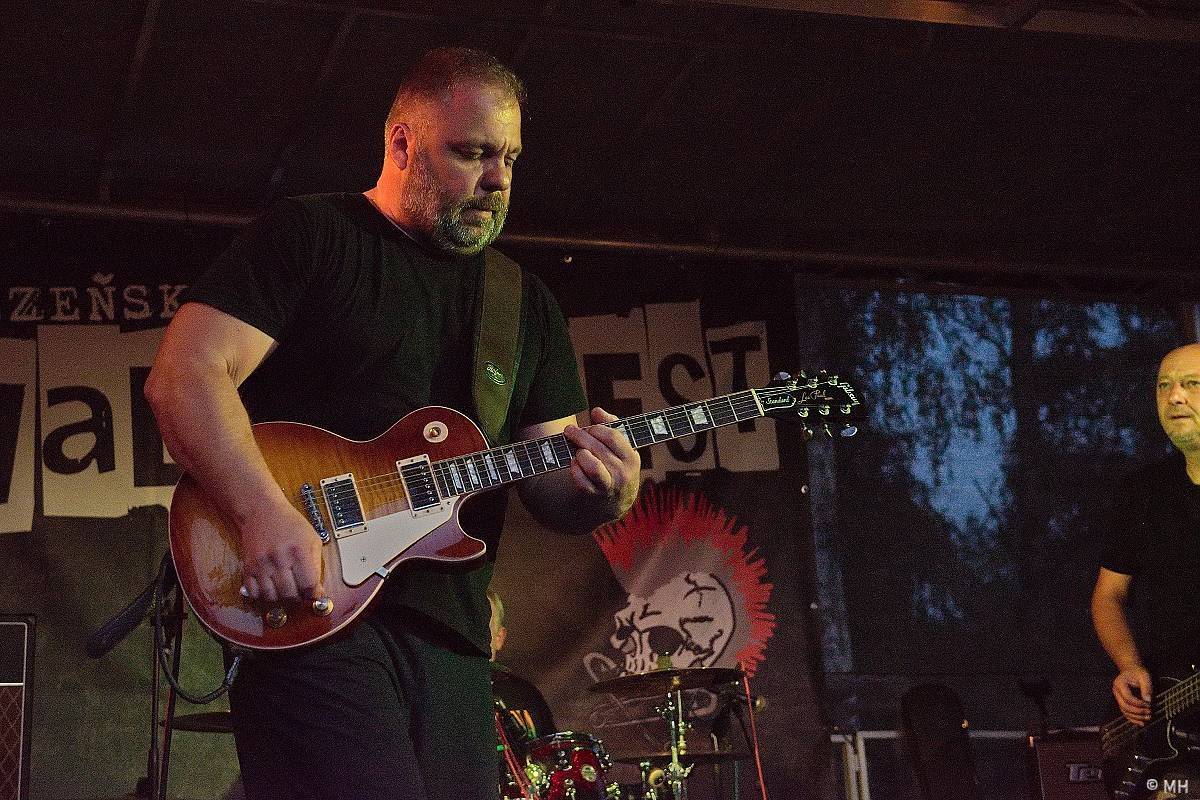 Plzeň bavil Valcha Fest, rockerům hráli Absolutní Neklid, Metalíza i Propast