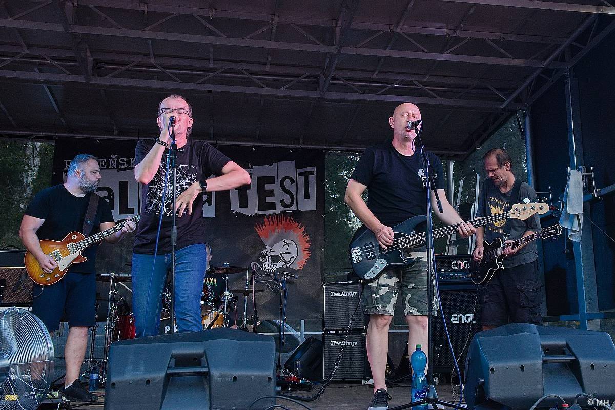 Plzeň bavil Valcha Fest, rockerům hráli Absolutní Neklid, Metalíza i Propast