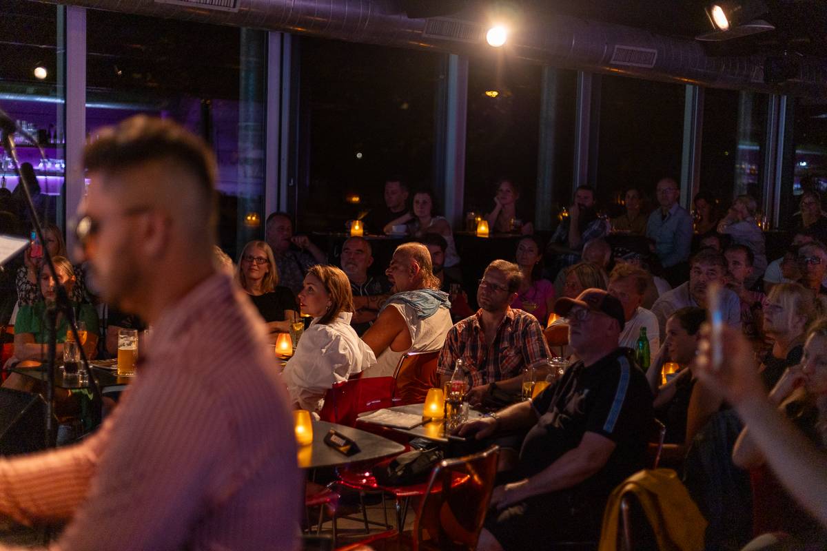 Jazzová smršť v Praze. Petra Ernyei připomněla éru bepopu