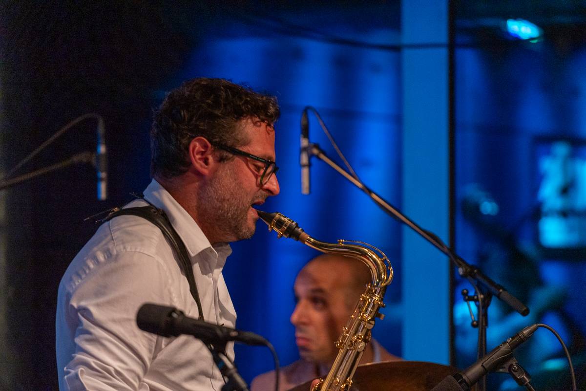 Jazzová smršť v Praze. Petra Ernyei připomněla éru bepopu