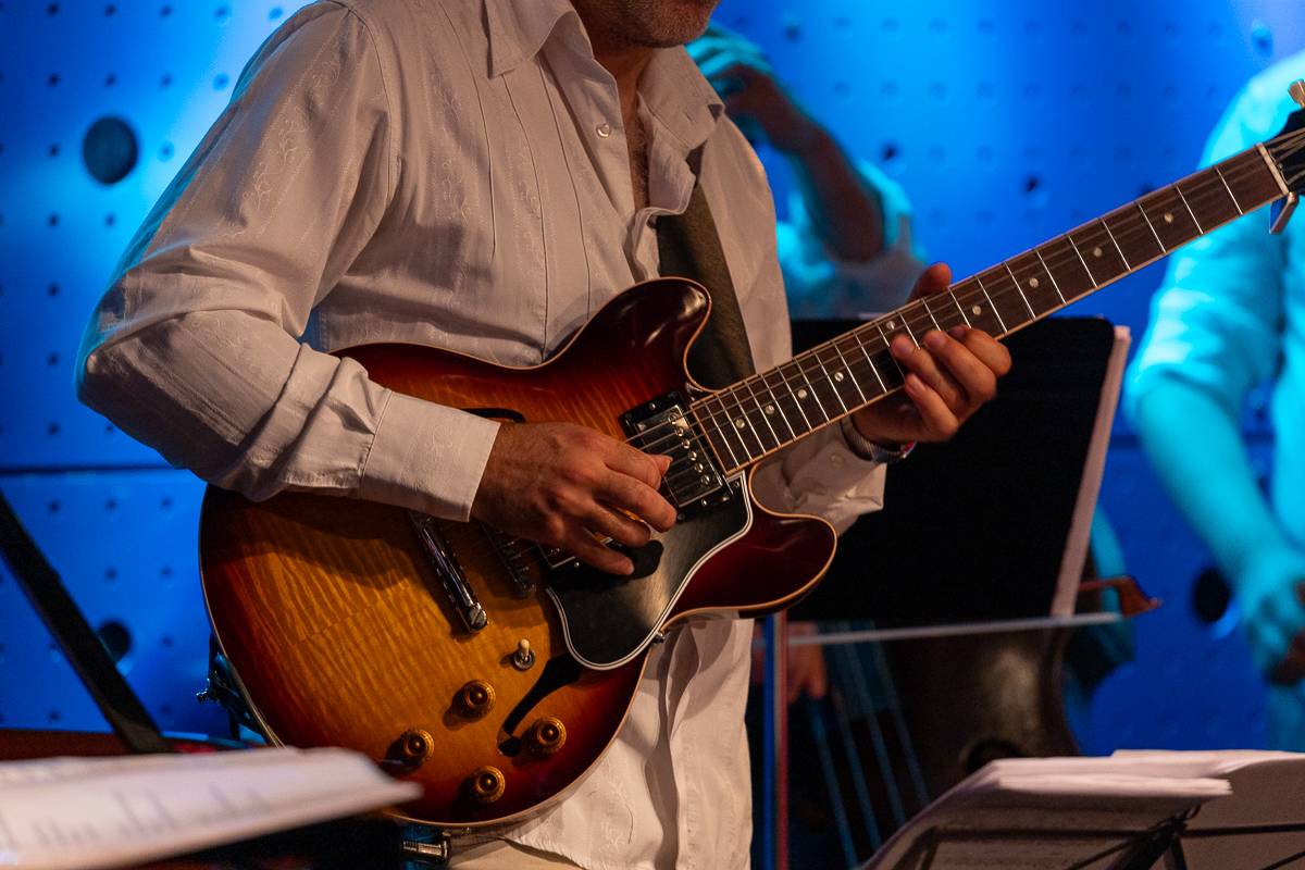 Jazzová smršť v Praze. Petra Ernyei připomněla éru bepopu