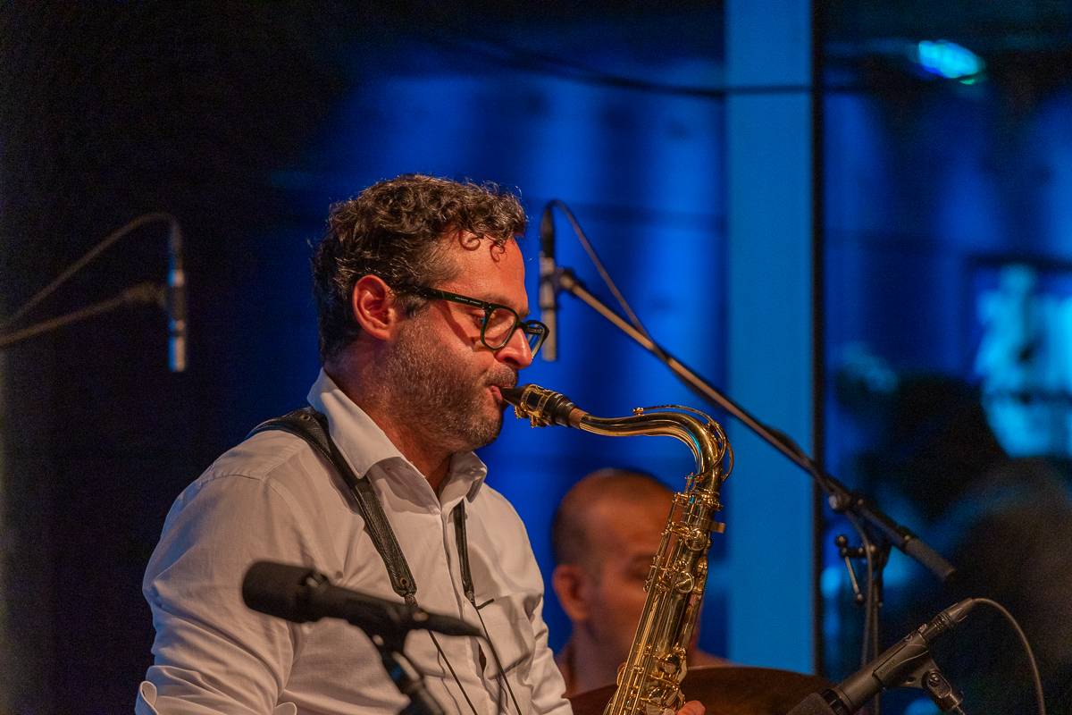 Jazzová smršť v Praze. Petra Ernyei připomněla éru bepopu