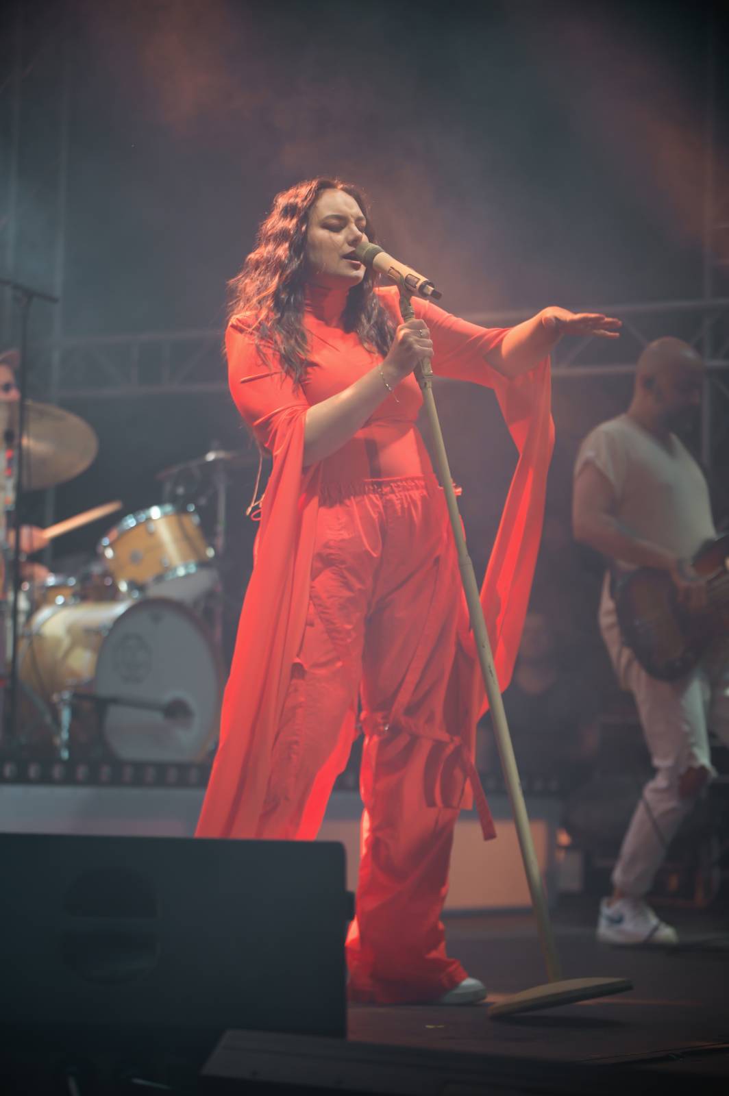 Ewa Farna a Sebastian hráli pro kulturu, třebíčské publikum neodradil ani déšť